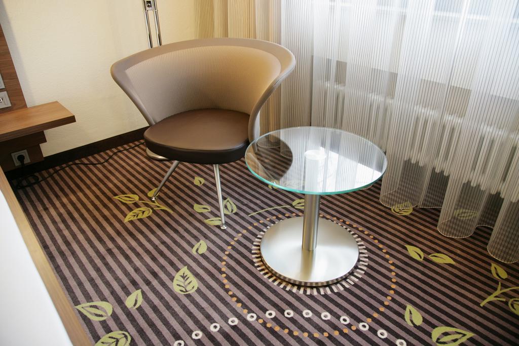 Hotel Fuchsen Kirchheim unter Teck Pokój zdjęcie