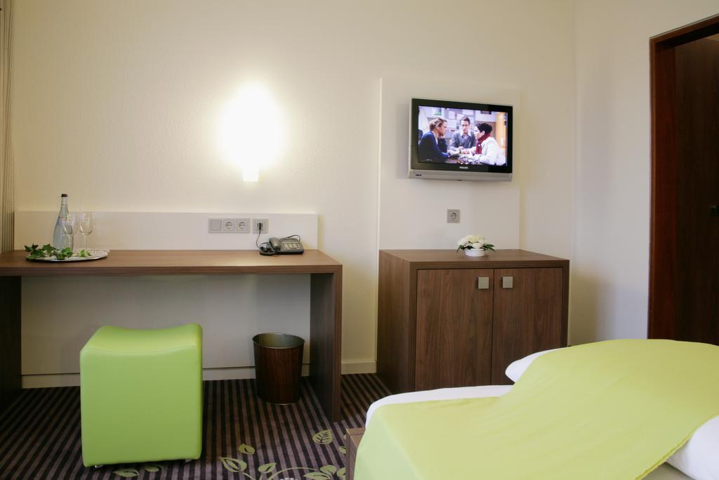 Hotel Fuchsen Kirchheim unter Teck Pokój zdjęcie