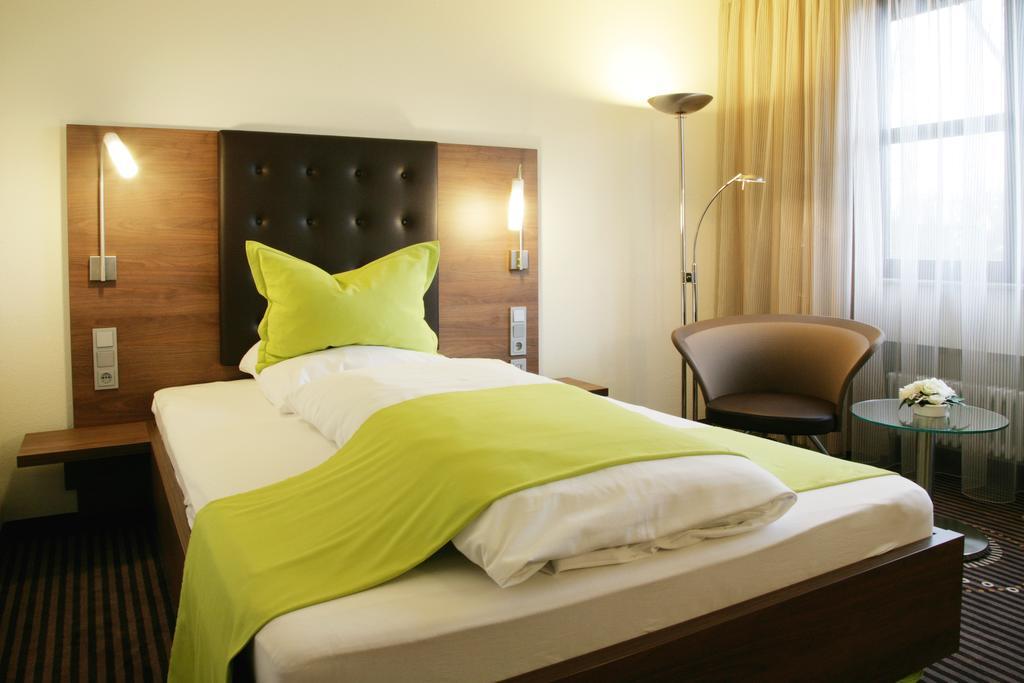 Hotel Fuchsen Kirchheim unter Teck Pokój zdjęcie