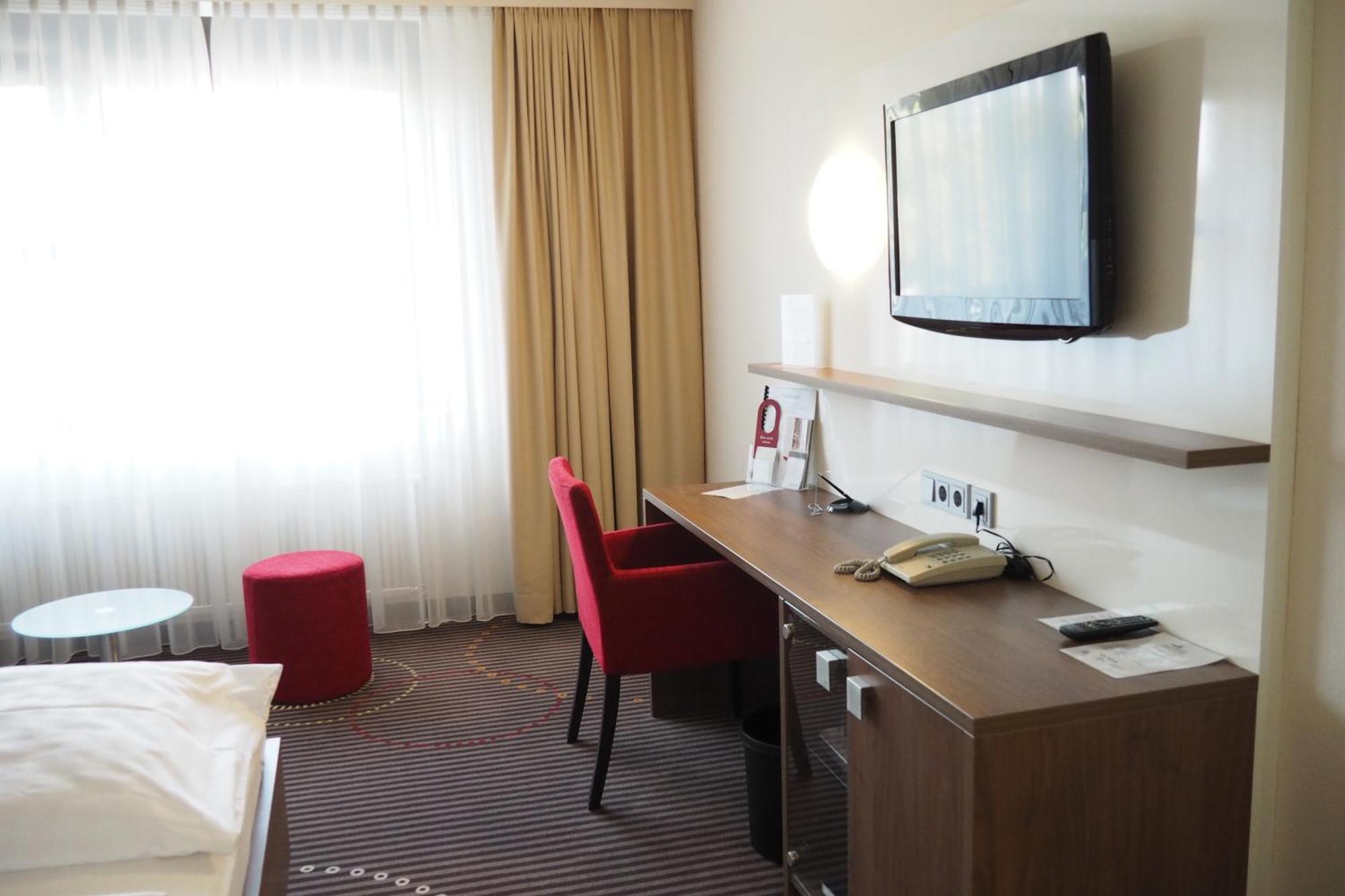 Hotel Fuchsen Kirchheim unter Teck Zewnętrze zdjęcie