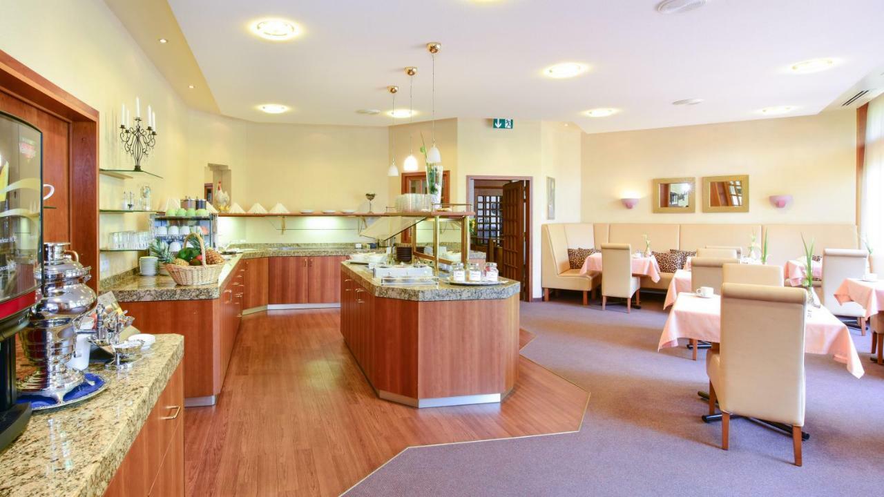 Hotel Fuchsen Kirchheim unter Teck Zewnętrze zdjęcie
